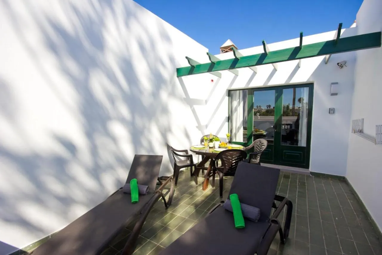 Club Valena 3, Modern Apartment, Wifi, Close To Amenities, Beach At Matagorda Puerto del Carmen  Apartament